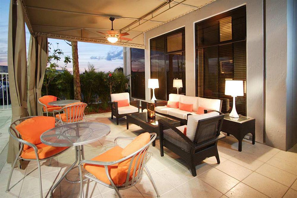 Hilton Garden Inn West Palm Beach Airport Номер фото