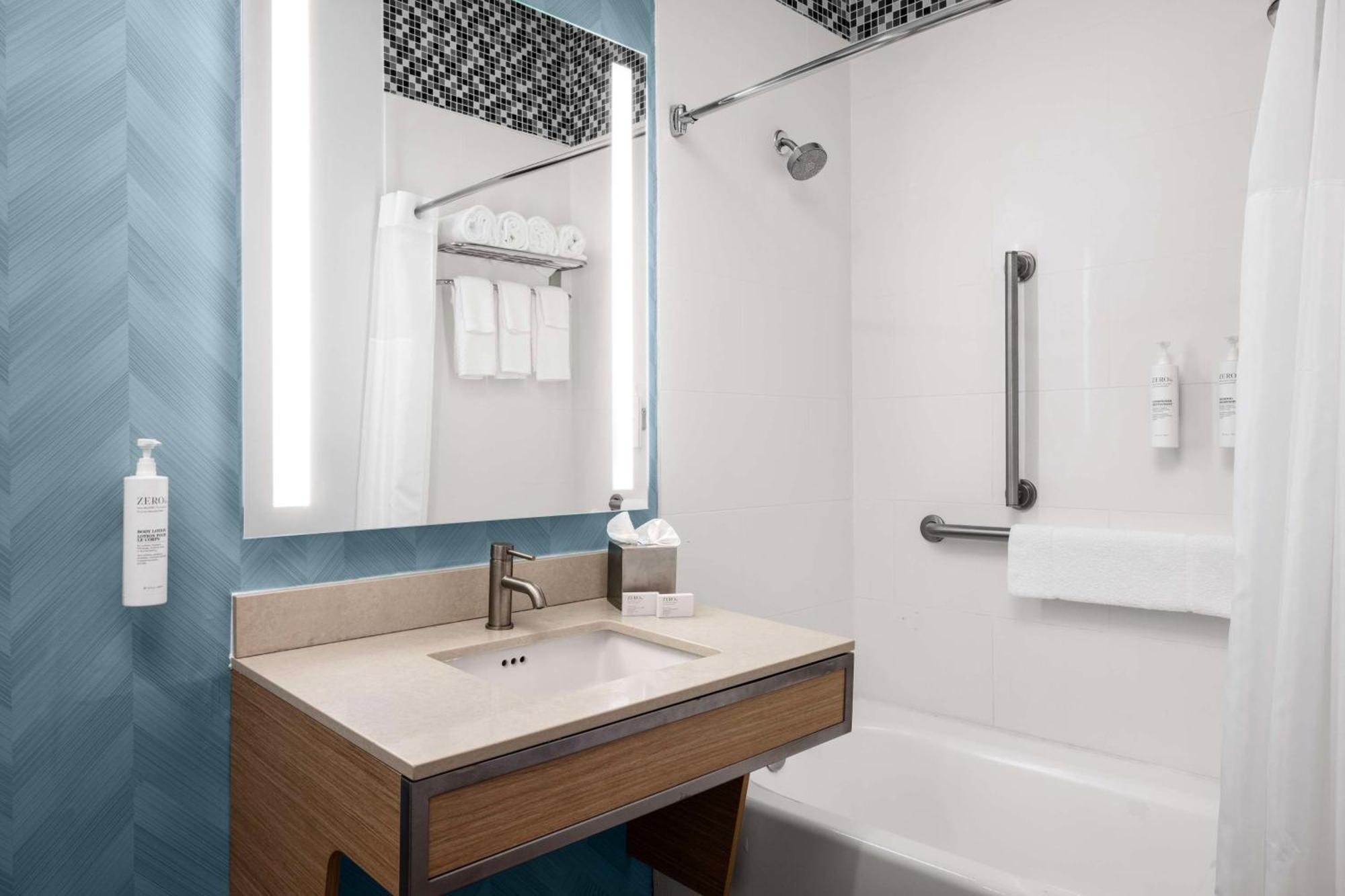 Hilton Garden Inn West Palm Beach Airport Екстер'єр фото