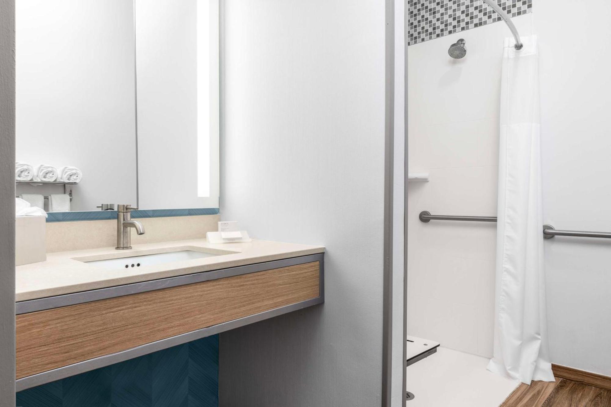 Hilton Garden Inn West Palm Beach Airport Екстер'єр фото